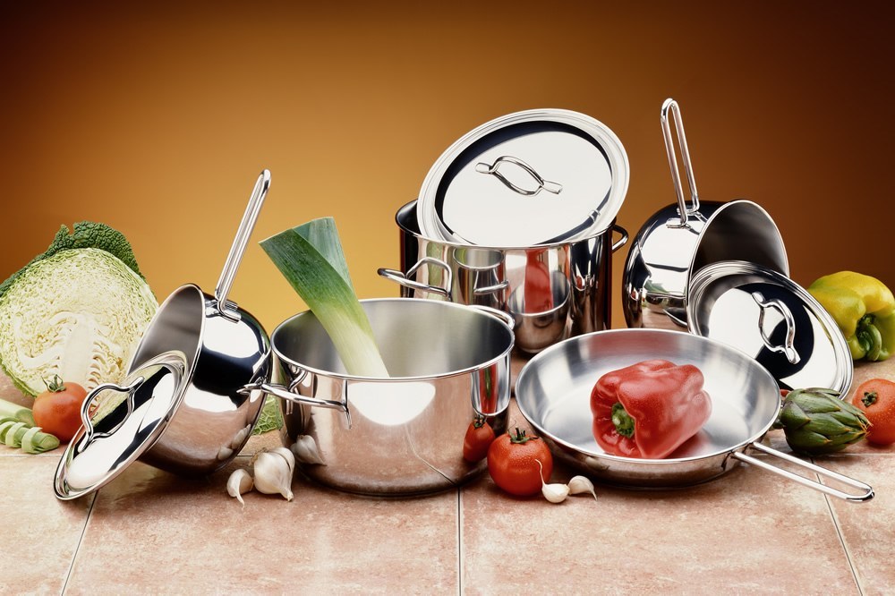 Metal Cookware Buyer's Guide