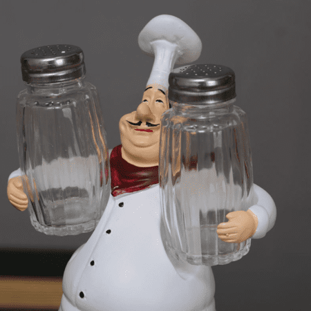 Chef Roberto Table Decor - Shaker